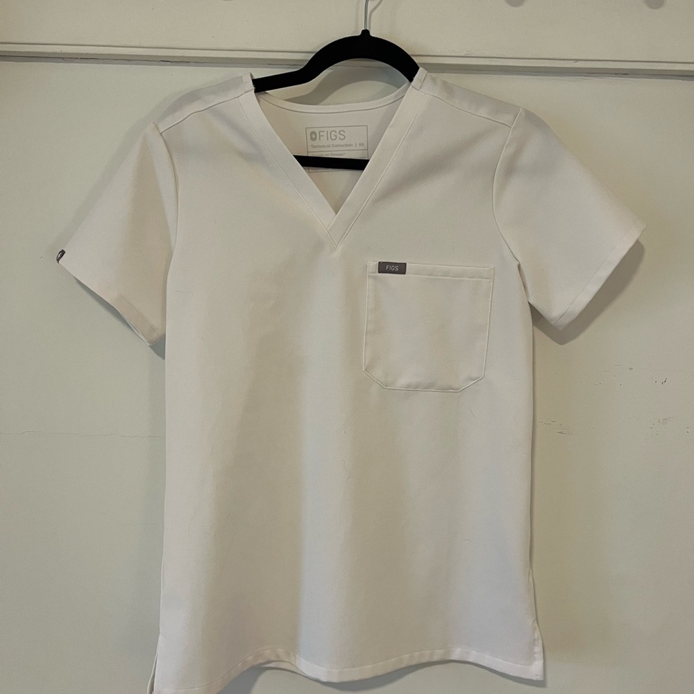 Figs Women’s White V-Neck Scrub Top